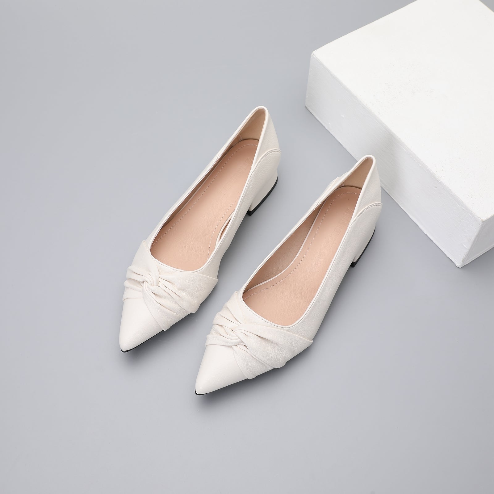 Women's Low Heel Pointed Toe Slip On Shoes Soft Sole Block