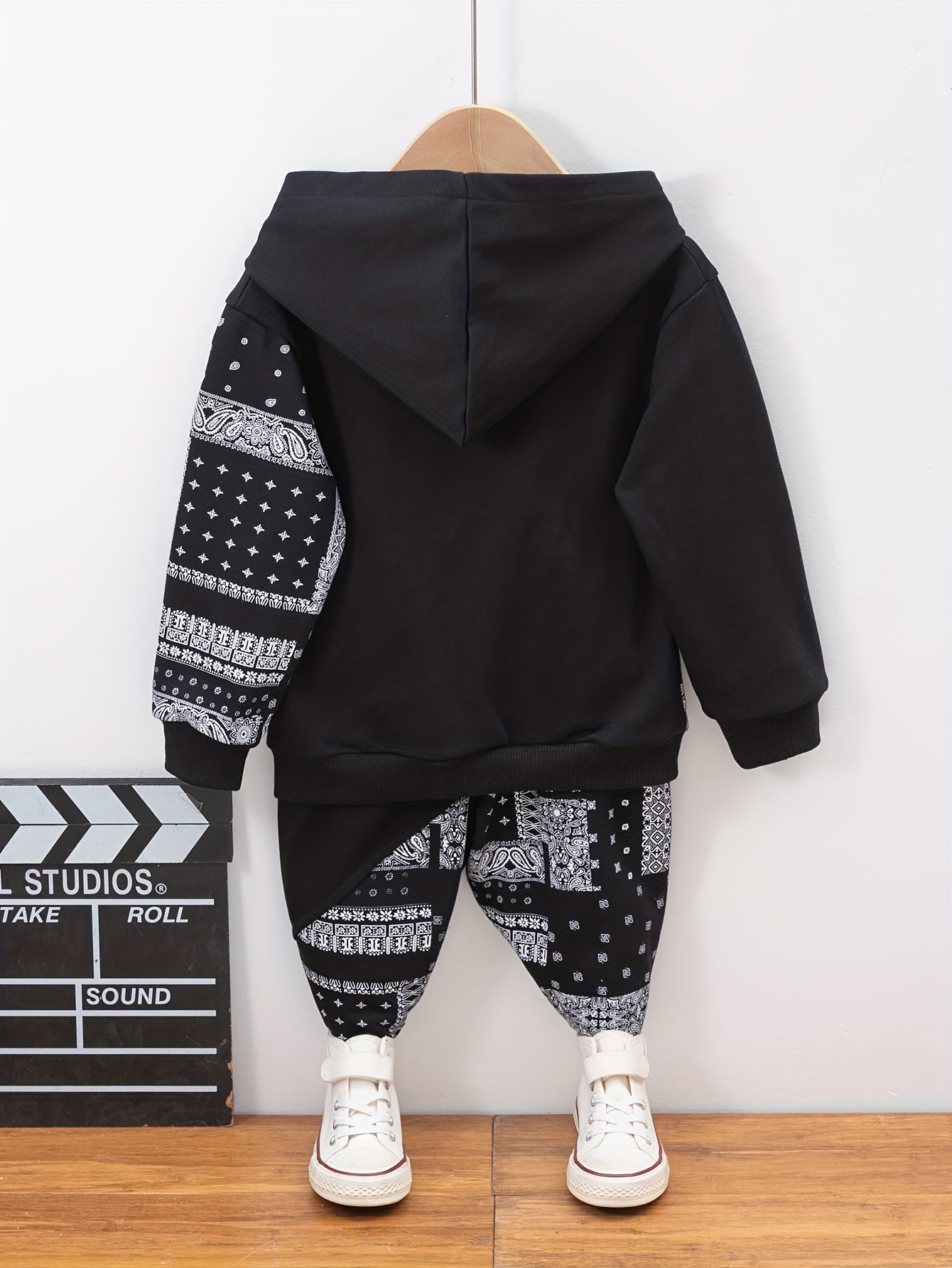 Boy's Paisley Pattern 2pcs Hoodie & Sweatpants Set for Spring Fall