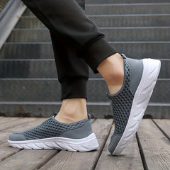 Men's Lightweight Slip On Casual Shoes For Traveling Jogging