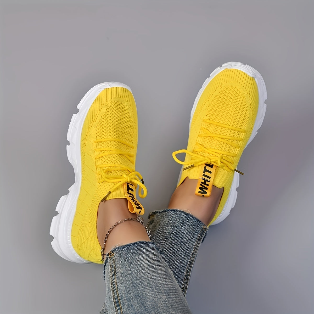 Women's Knitted Sports Shoes Lightweight Lace Up Low Top Running & Tennis Sneake