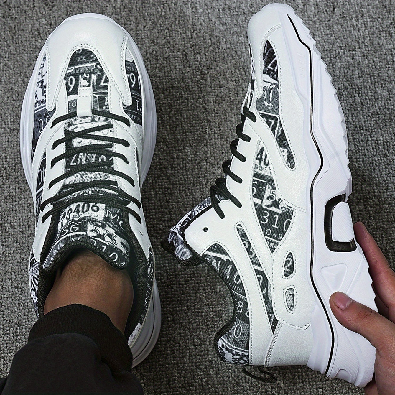 Men's Cartoon Graffiti Athletic Shoes For Running Gym Sneakers