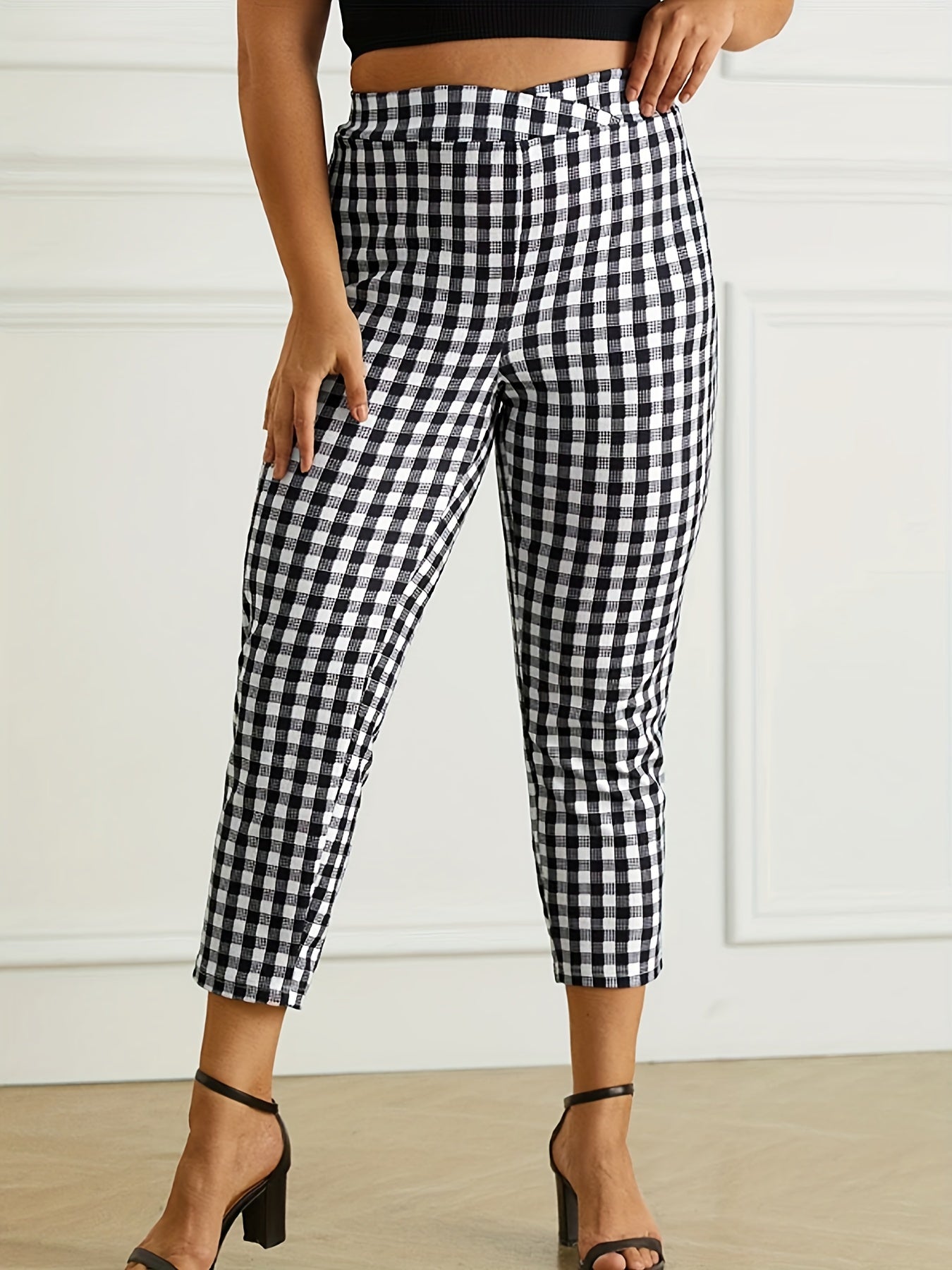 Plaid Print High Rise Crop Leggings