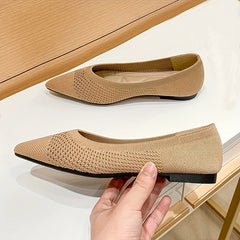 Women's Breathable Pointed Toe Flat Walking Shoes