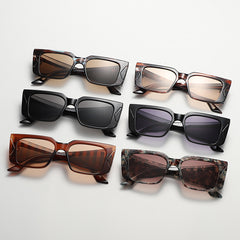 Square Sunglasses Thick Edge Temple Pattern
