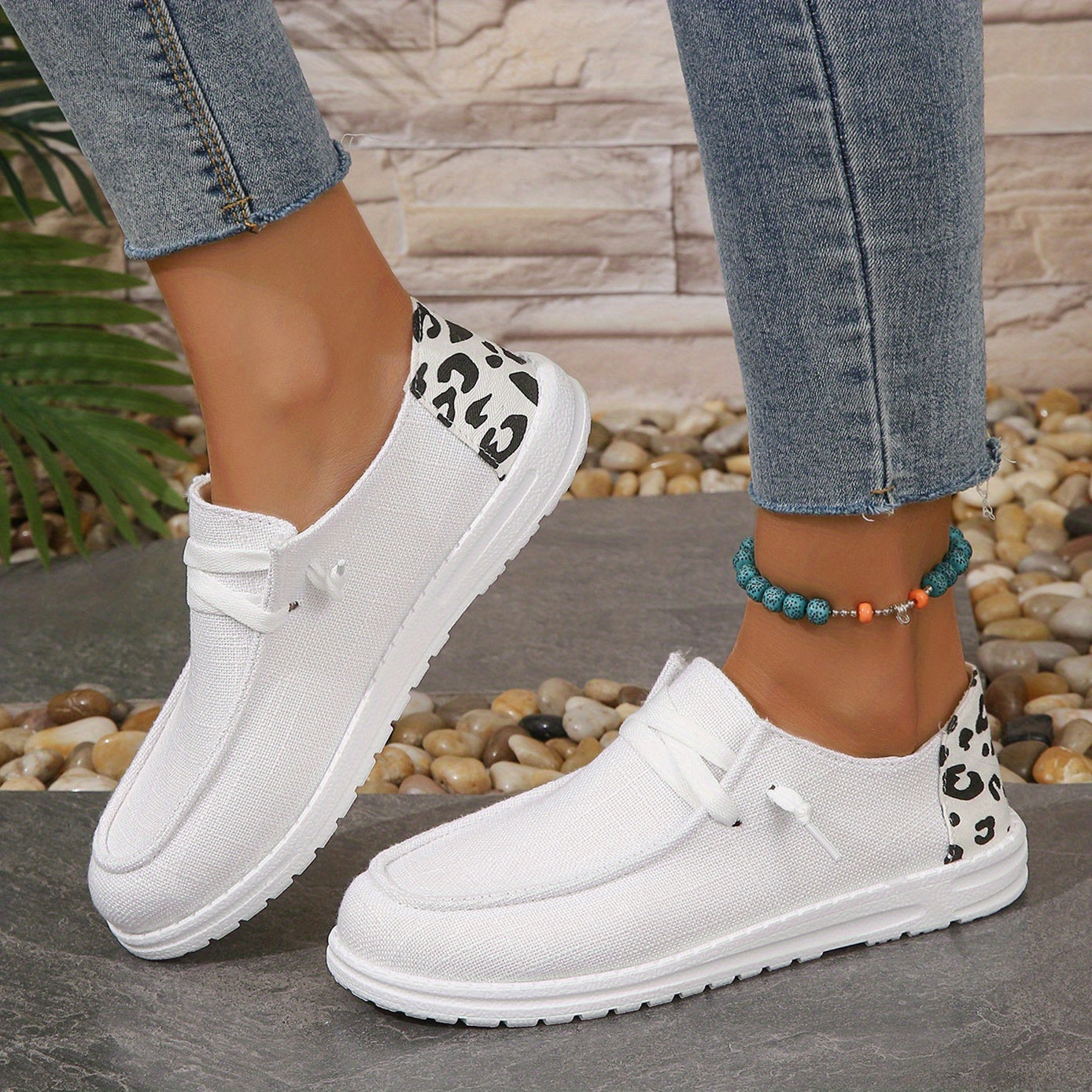 Leopard Print Canvas Lace Up Sneakers Lightweight Outdoor Shoes