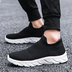 Men's Slip On Casual Shoes Breathable Shock Absorbing Travel Jogging