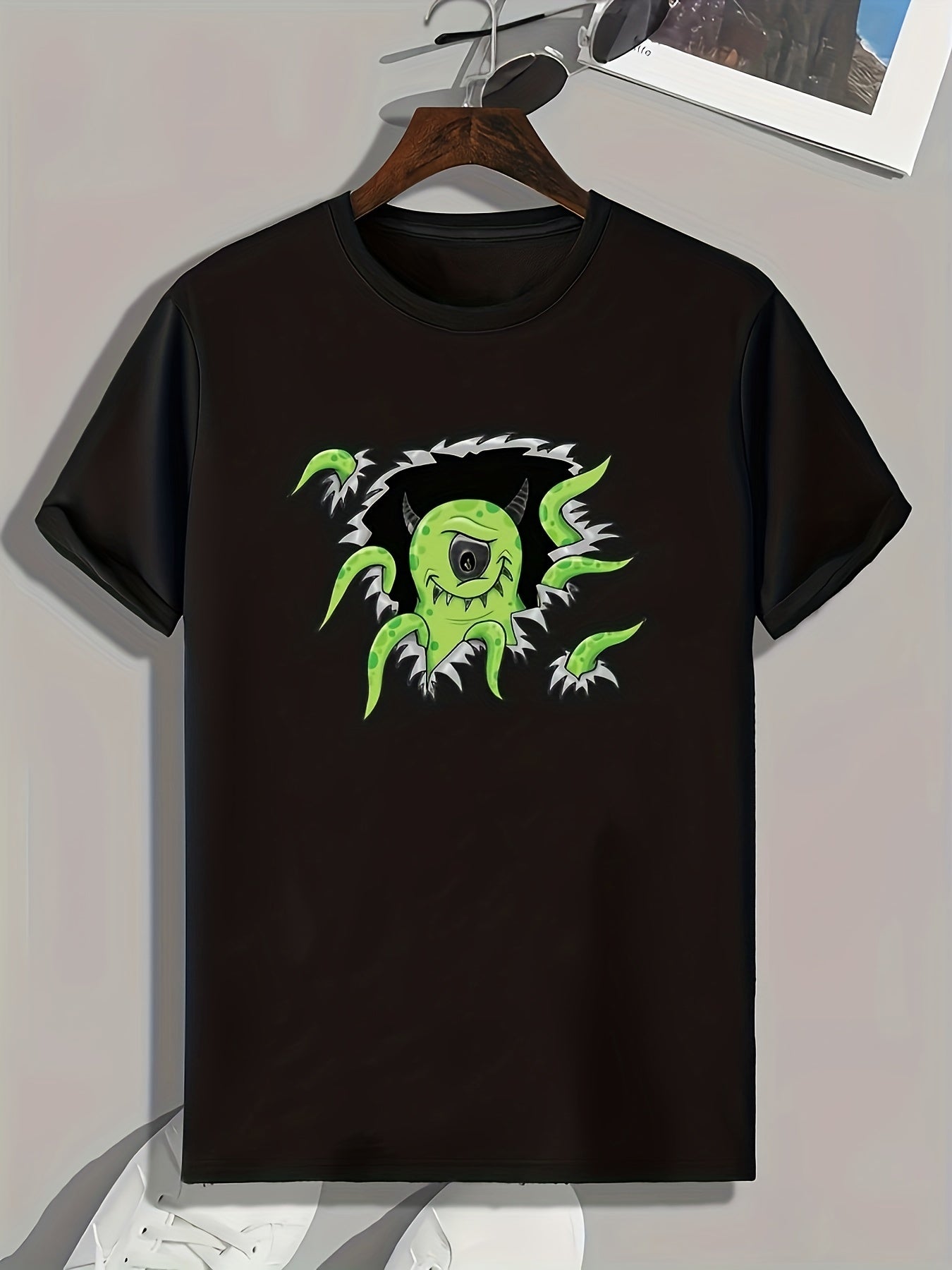 Monster Pattern Print Men's Comfy Sports T-shirt Graphic Tee