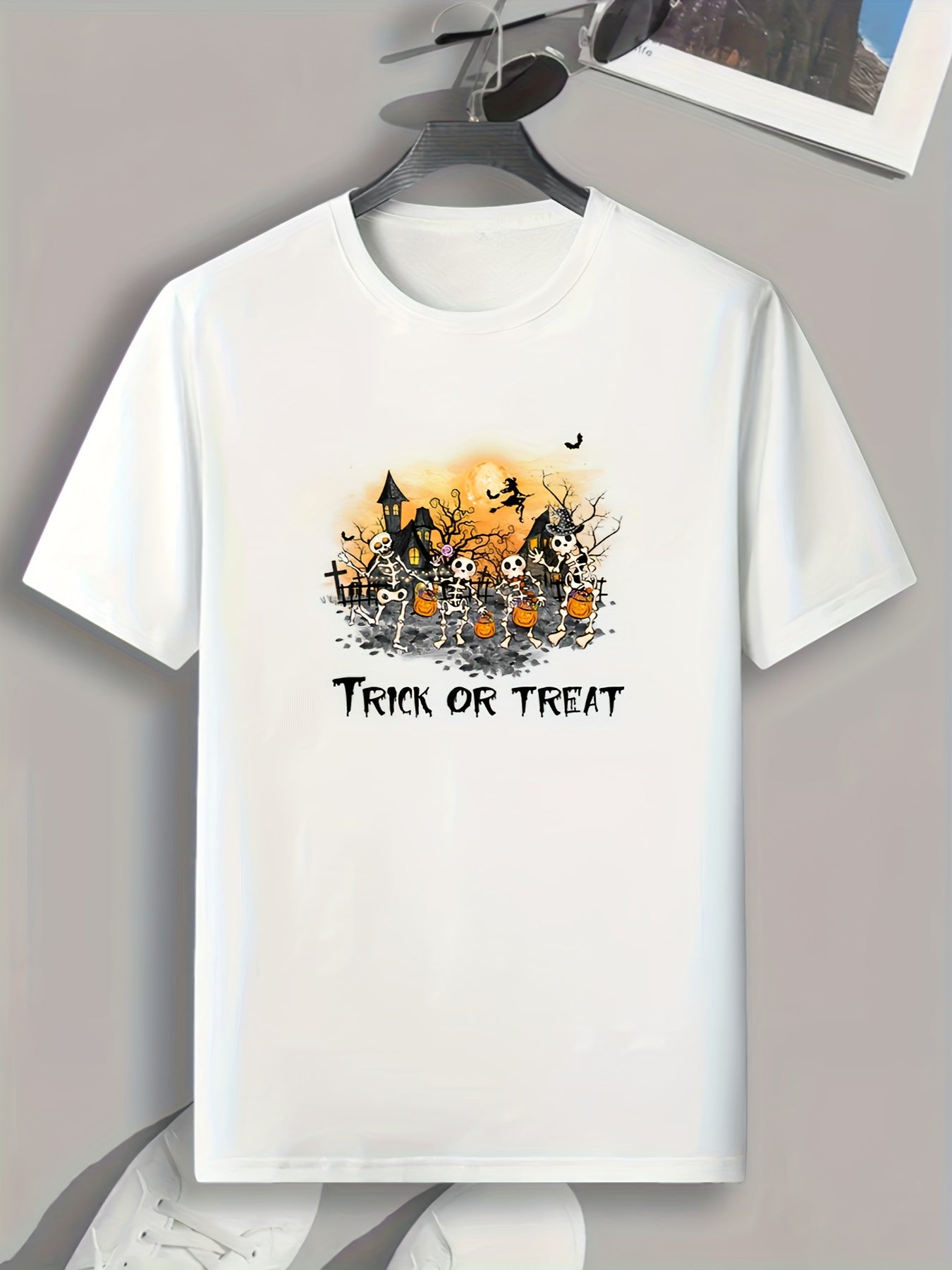 Skeletons 'Trick Or Treat' Halloween Print Men's Graphic T shirt