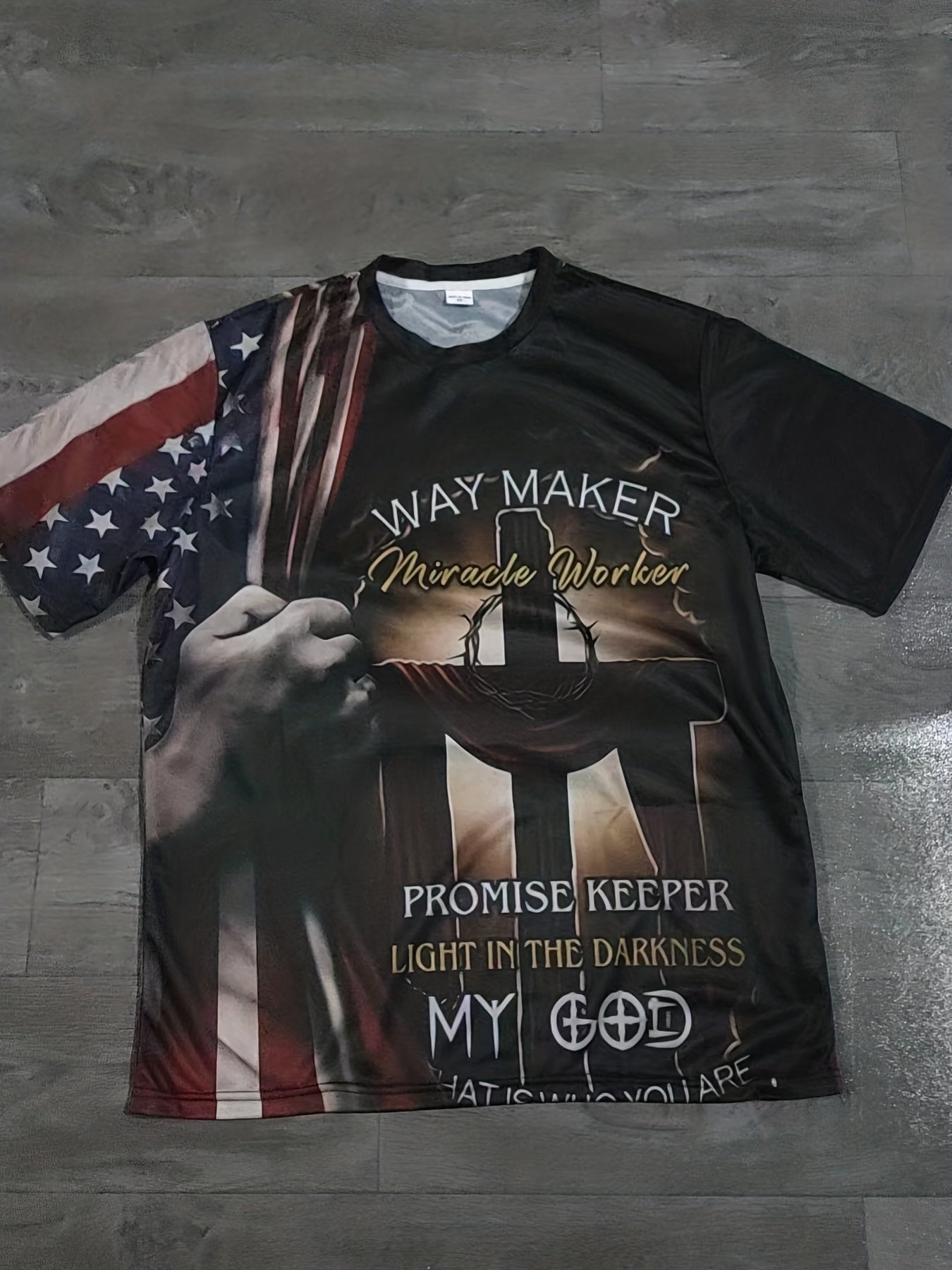 Men's American Flag & Cross Graphic T Shirt - Summer Outfit