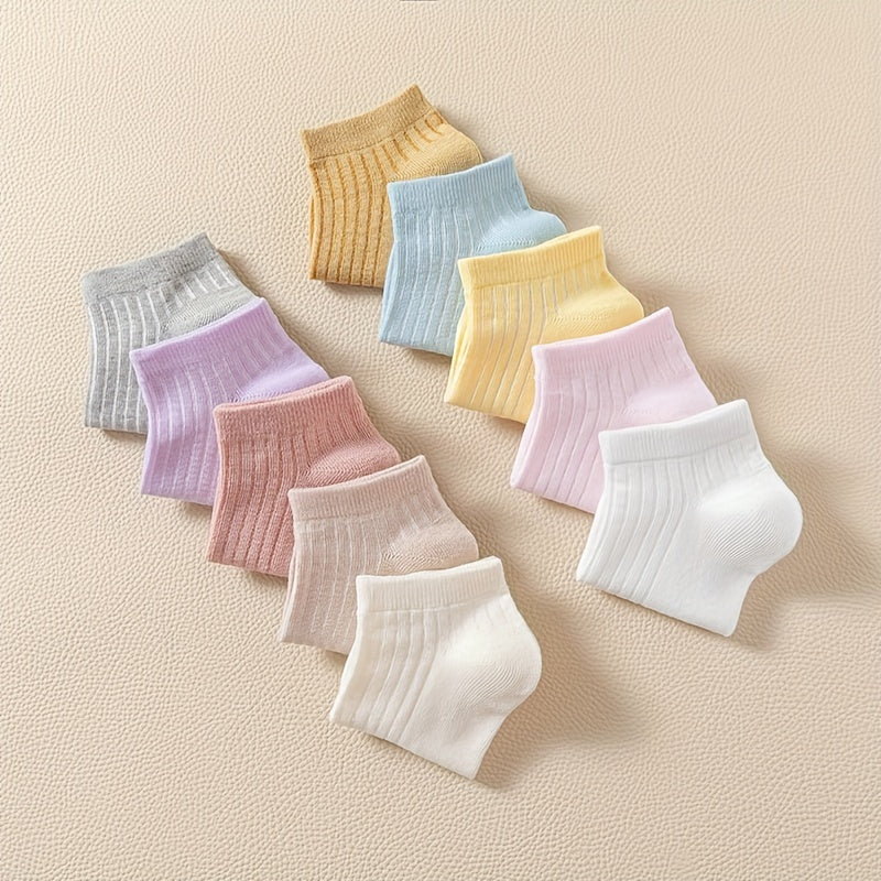 10 Pairs Women's Solid Short Sports Socks Soft & Comfy