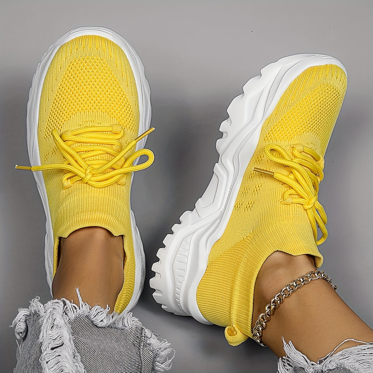 Women's Breathable Mesh Lace Up Sneakers Lightweight Sports Shoes