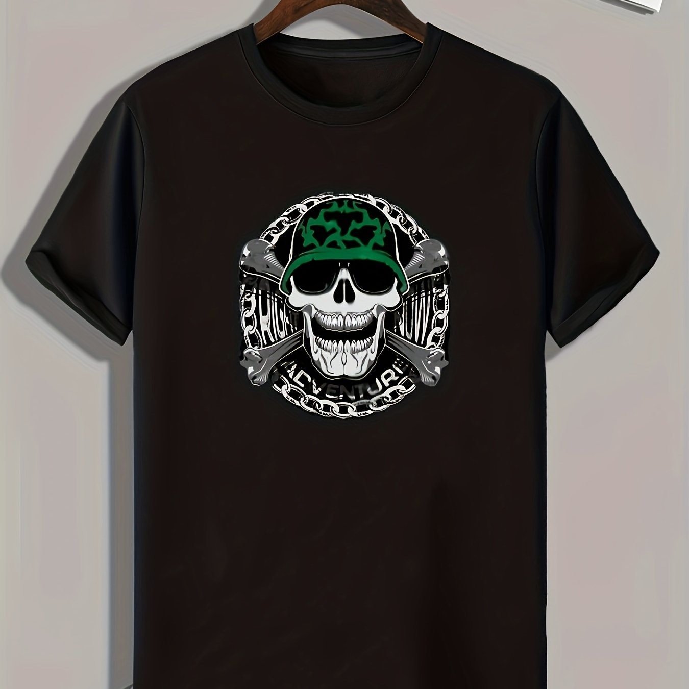 Skull Print Men's Graphic T-shirt for Summer