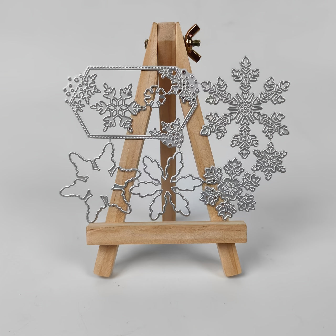 1pc Snowflakes Metal Cutting Dies or Stamps Set for Greeting Card Scrapbooking