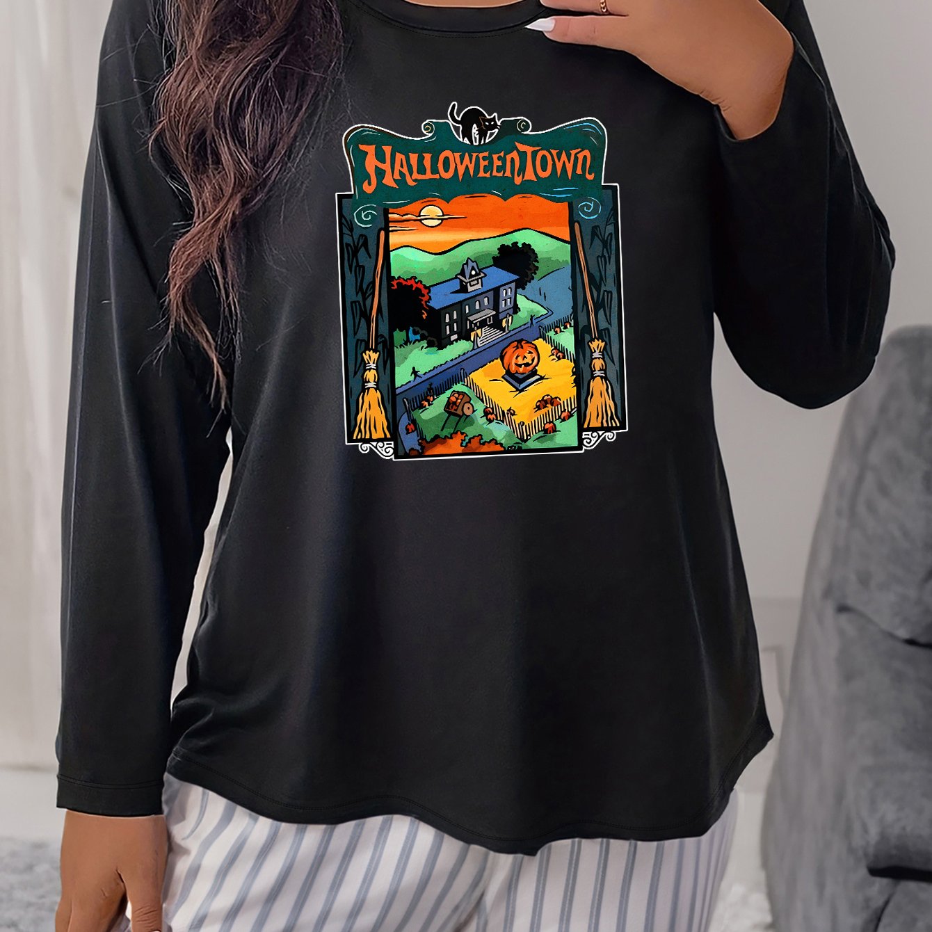 Women's Plus Size Halloween Graphic Print Long Sleeve Pajama Top