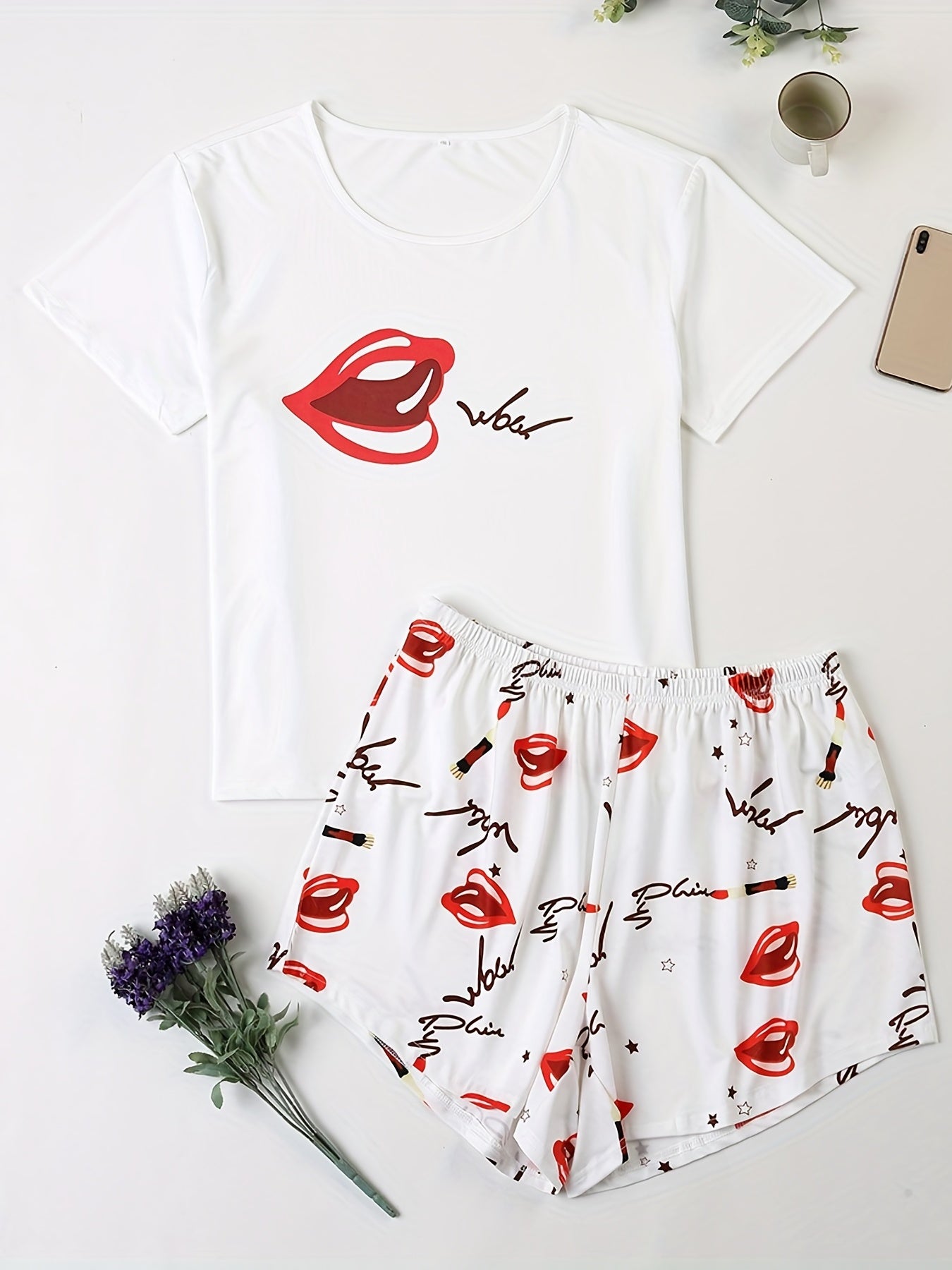 Lip & Letter Print Pajama Set Short Sleeve Top & Shorts