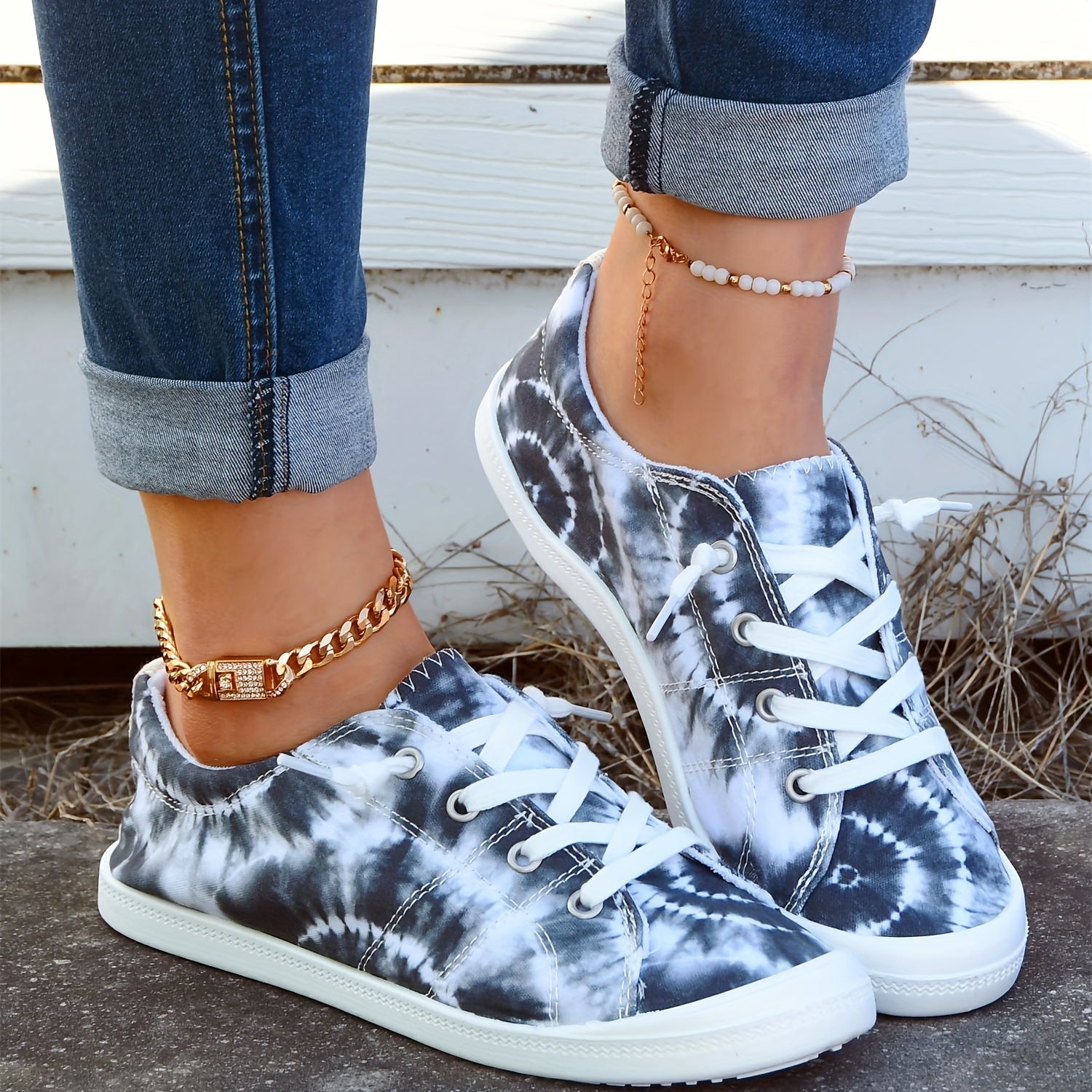Tie Dye Canvas Lace Up Walking Shoes