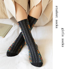 5 Pairs Women's Ethnic Embroidered Mid Socks