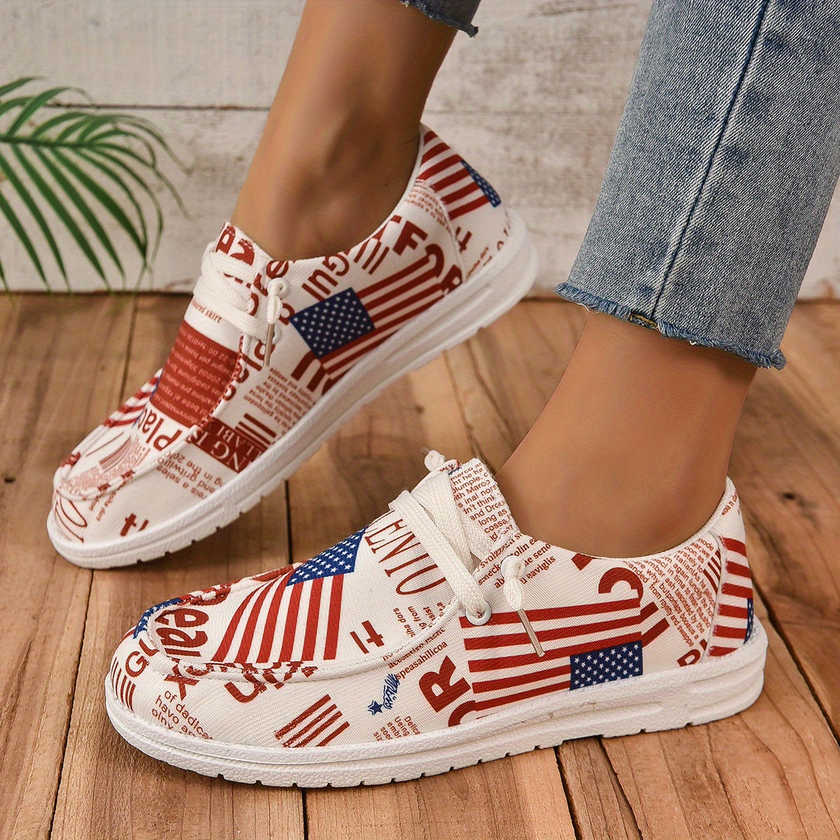 Women's Flag Print Canvas Shoes Casual Lace Up Outdoor Shoes Lightweight