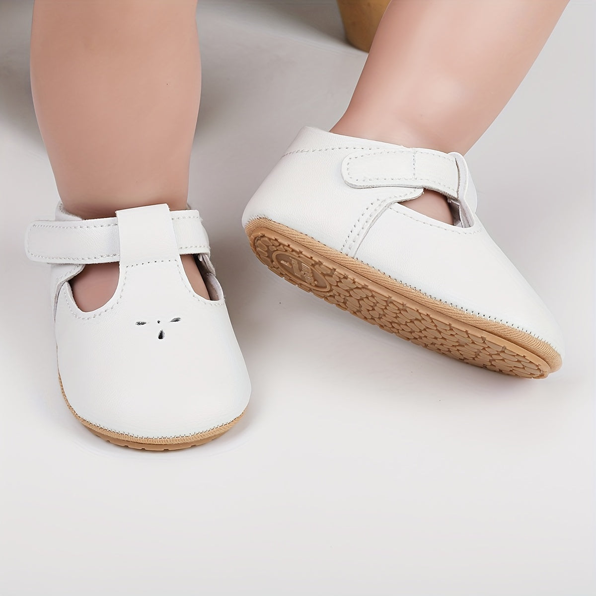 Baby Girls Leather Princess Shoes Soft Crib Prewalker Shoes