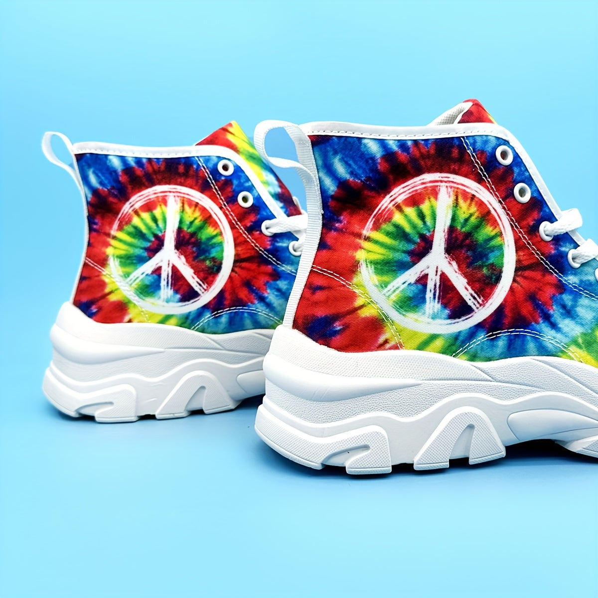 Colorful High Top Heighten Skate Shoes Wear Resistance Thermal Sneakers