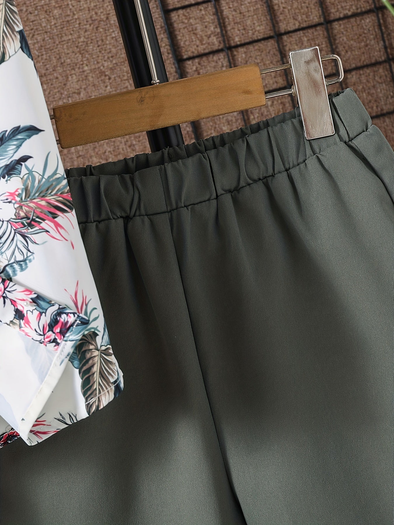Boys Floral & Leaf Print Short Sleeve T-shirt & Shorts Set