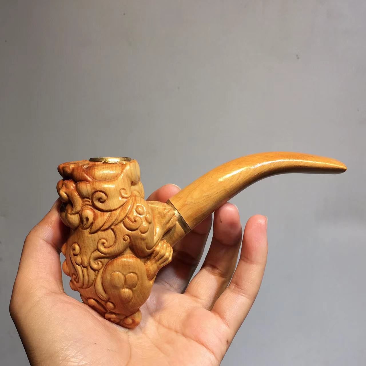 Men's Red Sandalwood Tobacco Pot Cut And Sew Ball Holder