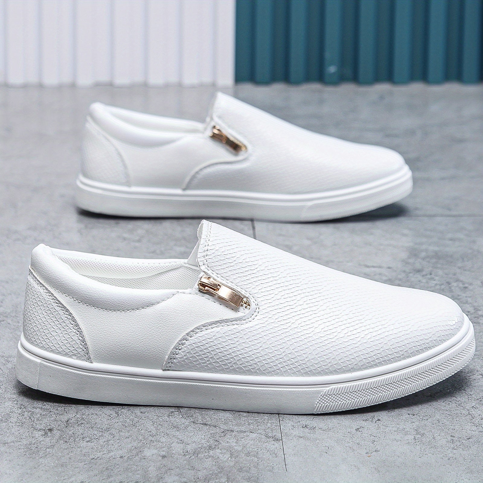 Men's Slip-On Skate Shoes Casual Anti-Skid Running Sneakers