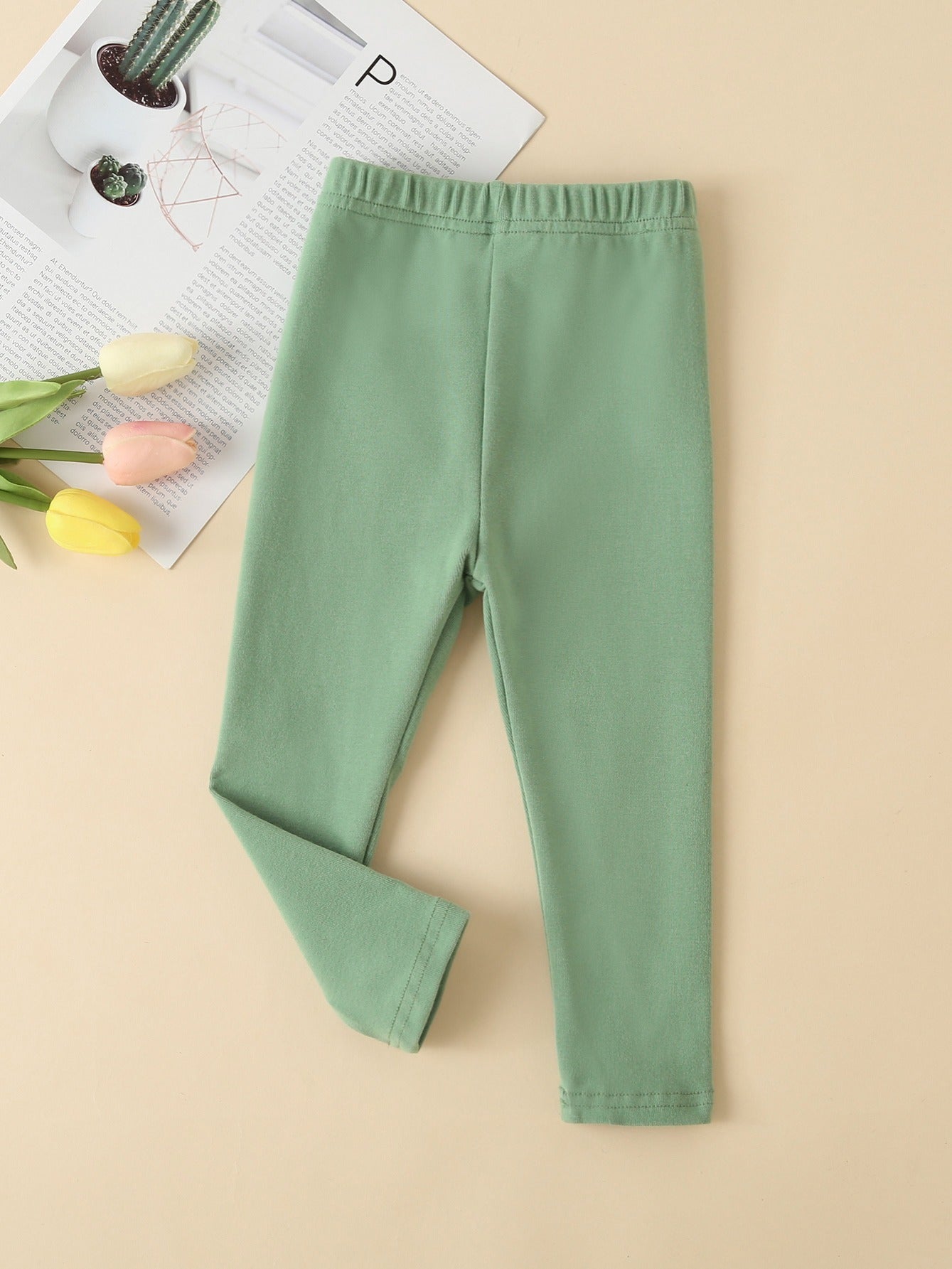 Girls' Green Solid Long Leggings