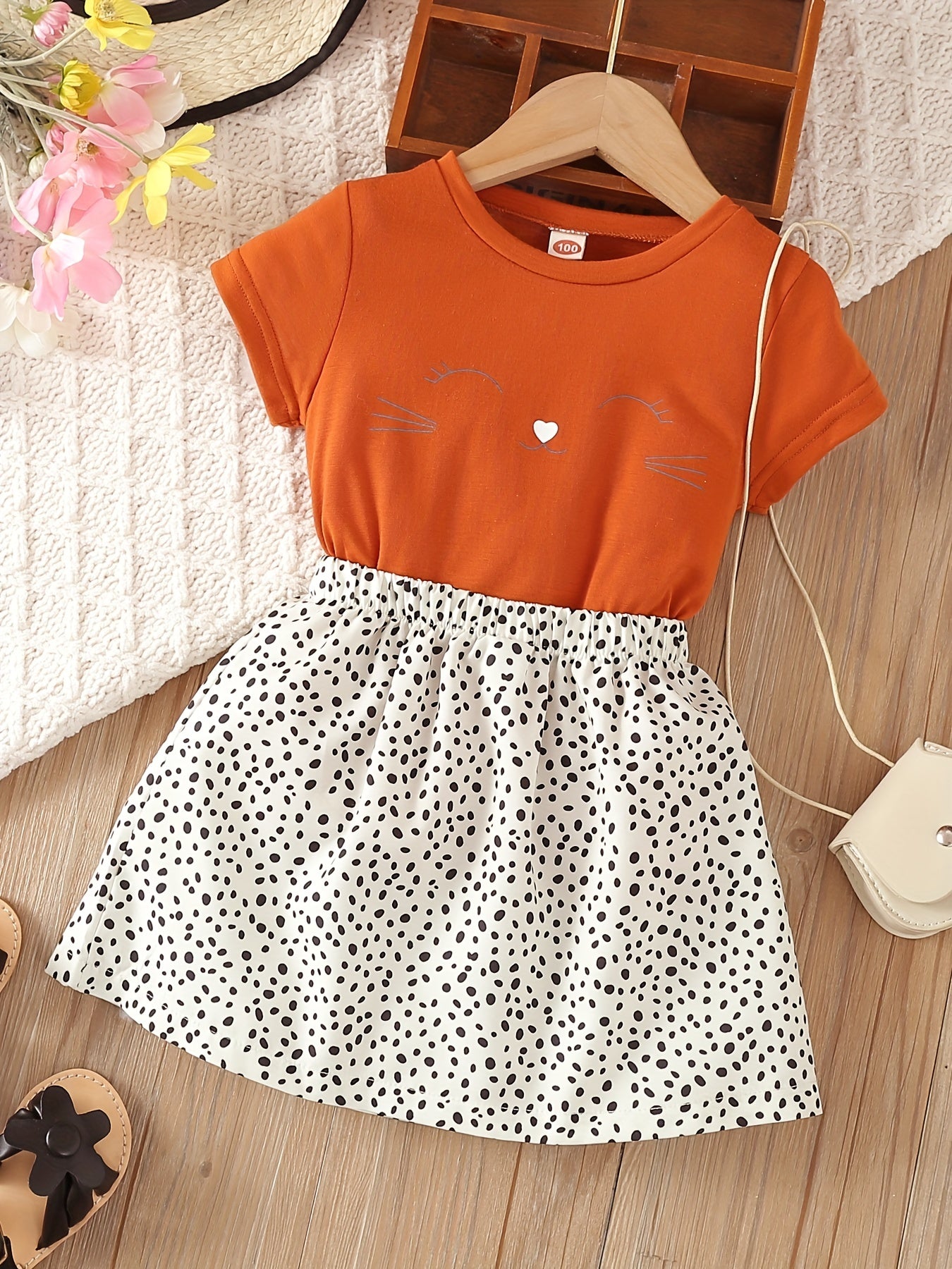 2pcs Toddler Girls Cat Graphic T Shirt & Skirt Set