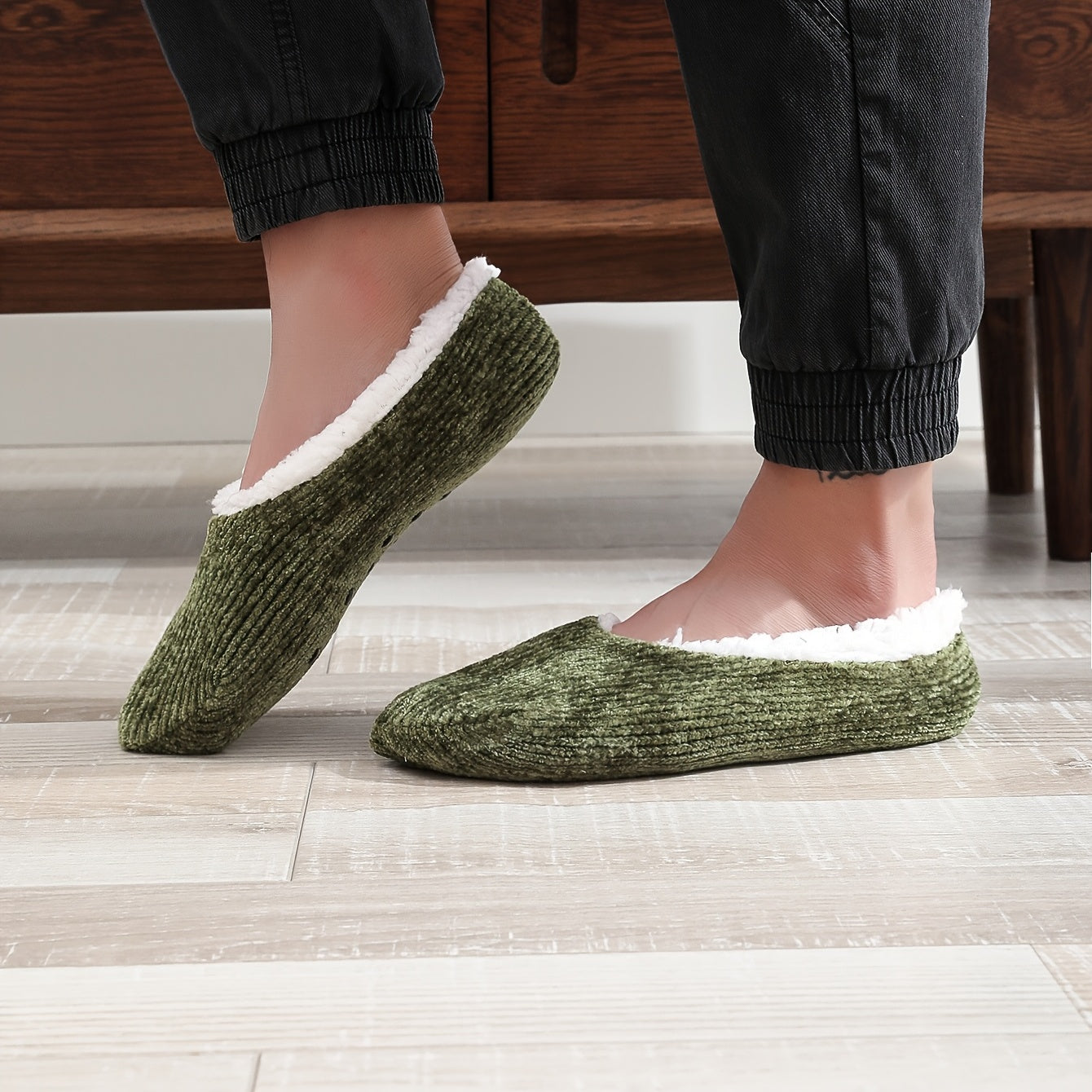 Men's Striped Fleece Slipper Socks