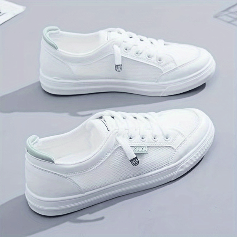 Women's Slip On Flat Sneakers Low Round Toe Mesh Breathable Shoes