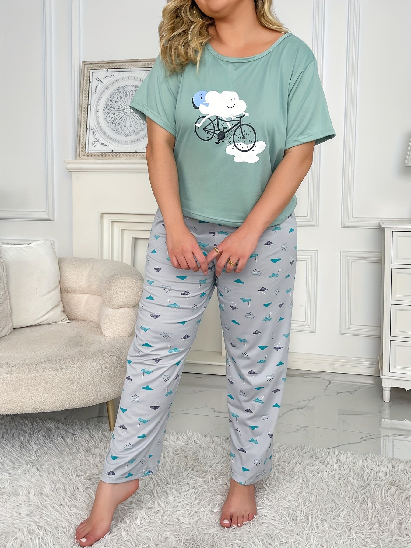 Cartoon Clouds Print Tee & Pants Pajama Set