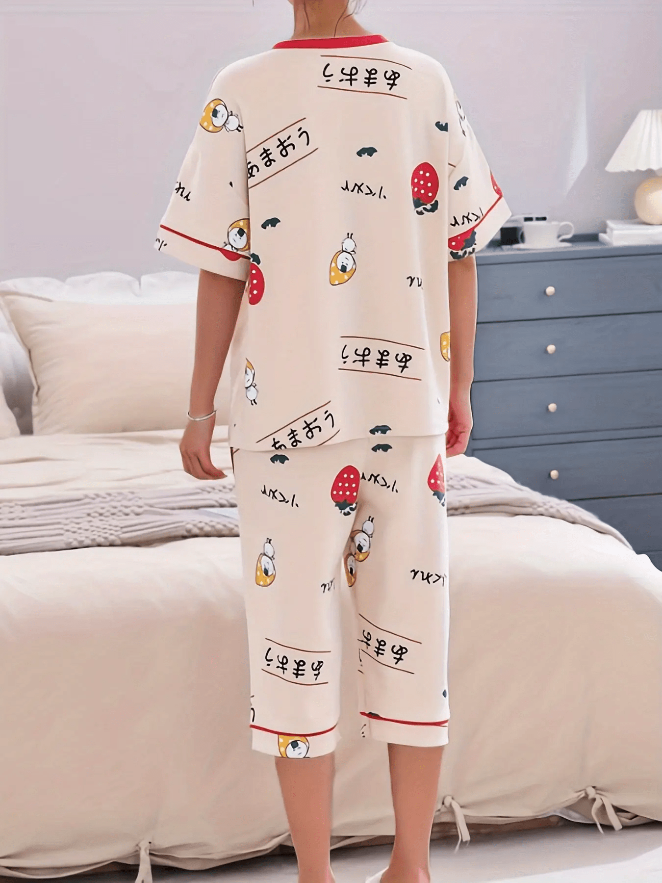 Strawberry Print Pajamas Set Short Sleeve Crew Neck Top & Crop Pants