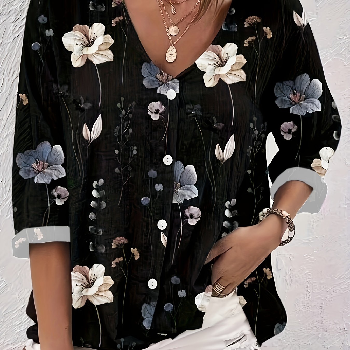 Plus Floral Print V-Neck Blouse