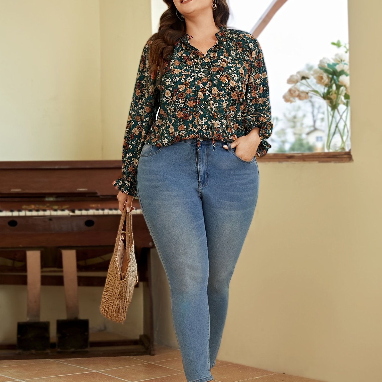 Ditsy Print Long Sleeve V Neck Keyhole Tie Top