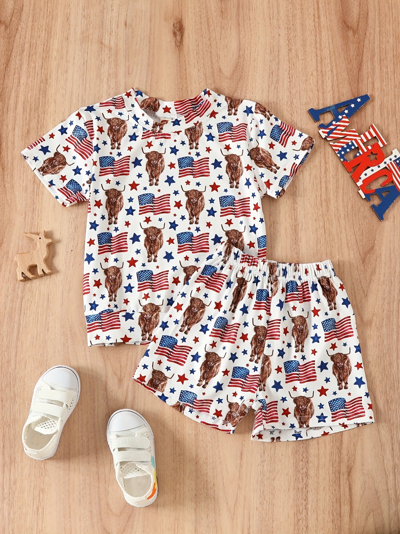 Boys Cow Flag Graphic T-shirt & Shorts Set for Summer Party