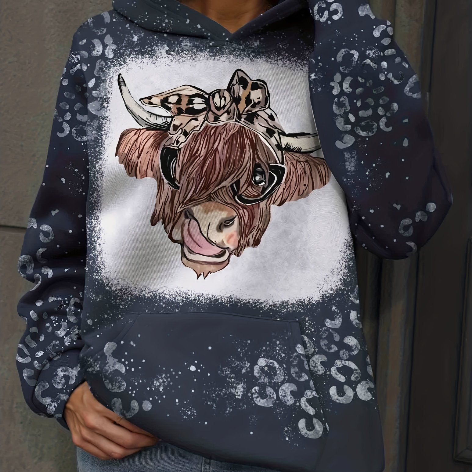 Cow Head Print Kangaroo Pocket Hoodie Long Sleeve Hoodies