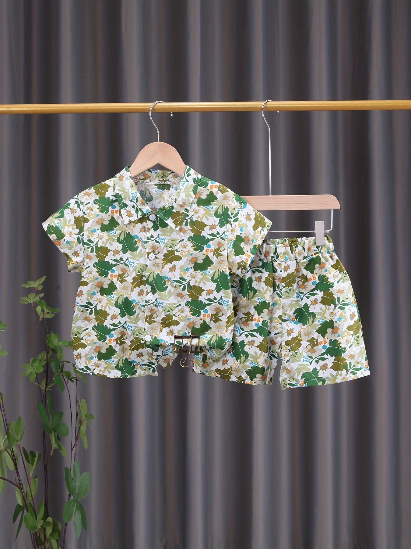 Boys Flower And Leaf Print Casual Outfit Hawaiian Style