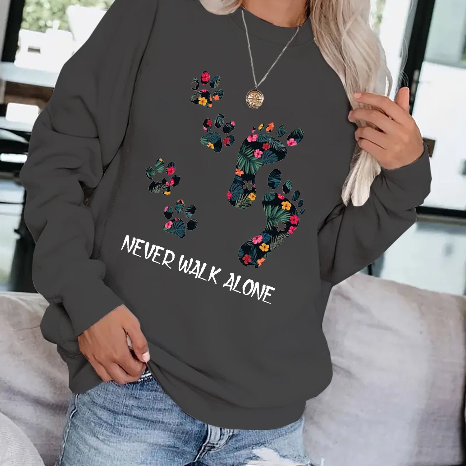 Footprint & Slogan Print Pullover Sweatshirt Loose Crew Neck Casual Sweatshirt