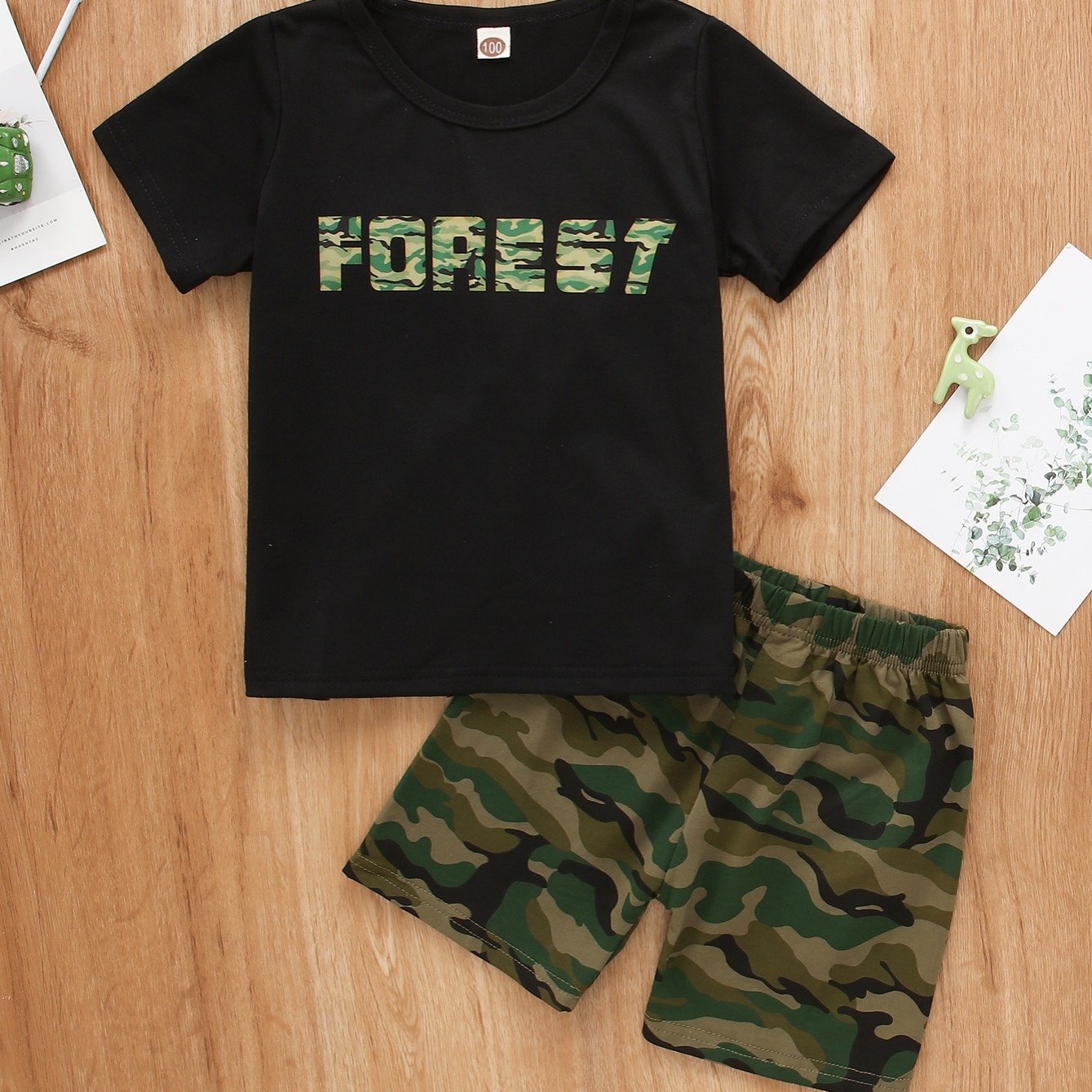 Boys Alphabet Print Short Sleeve & Camo Shorts Set