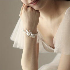 Vintage Crystal Leaf Shape Wristband Alloy Wrist Band Women's Jewelry