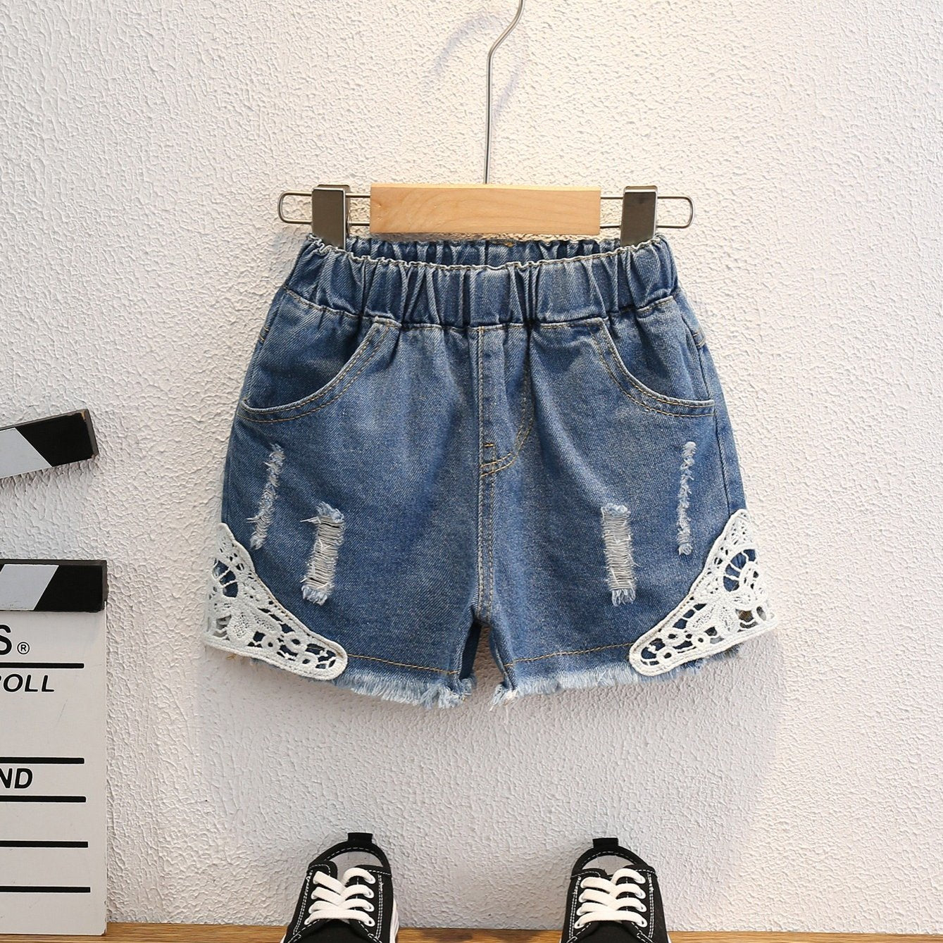 Toddler Girls Floral Trim Denim Shorts