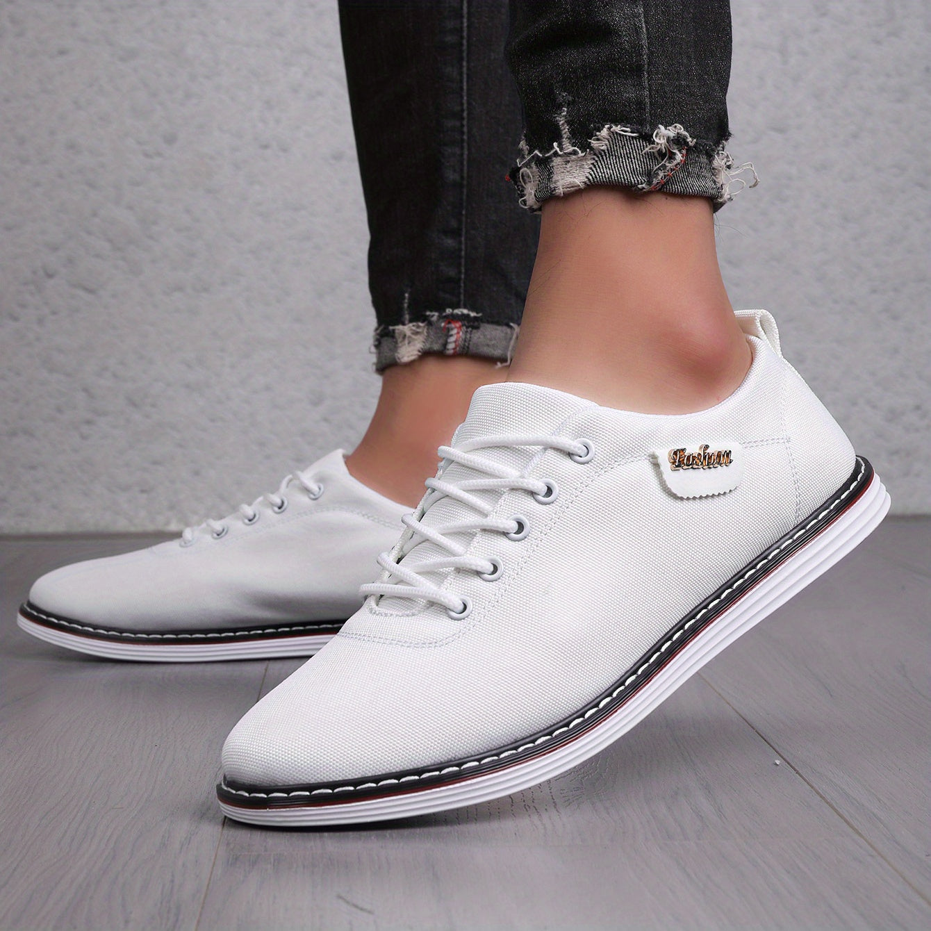 Men's Canvas Sneakers Lace Up Comfortable Shoes
