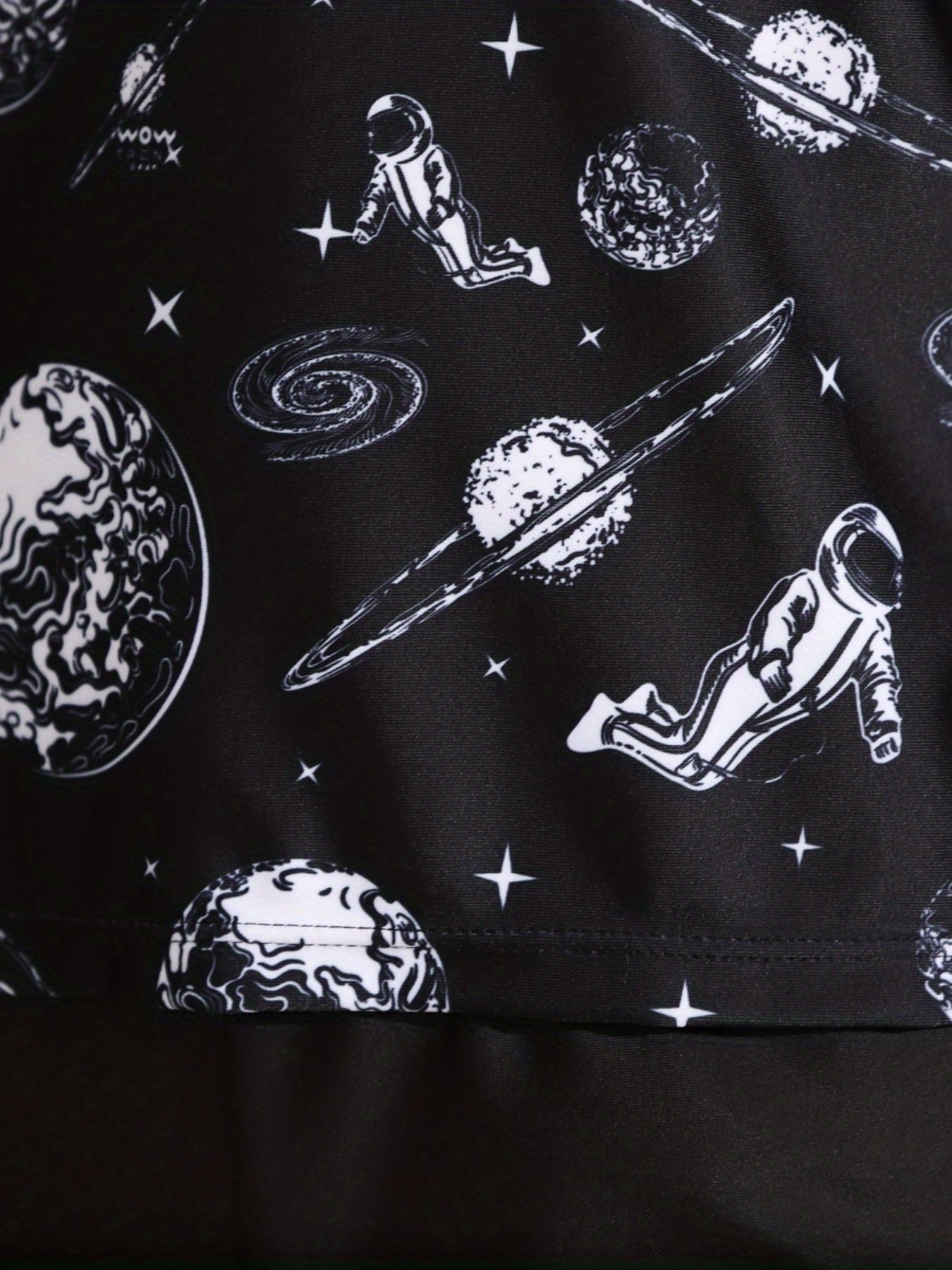 Boy's Planet Pattern Swimsuit 2pcs Set Cartoon Astronaut Print
