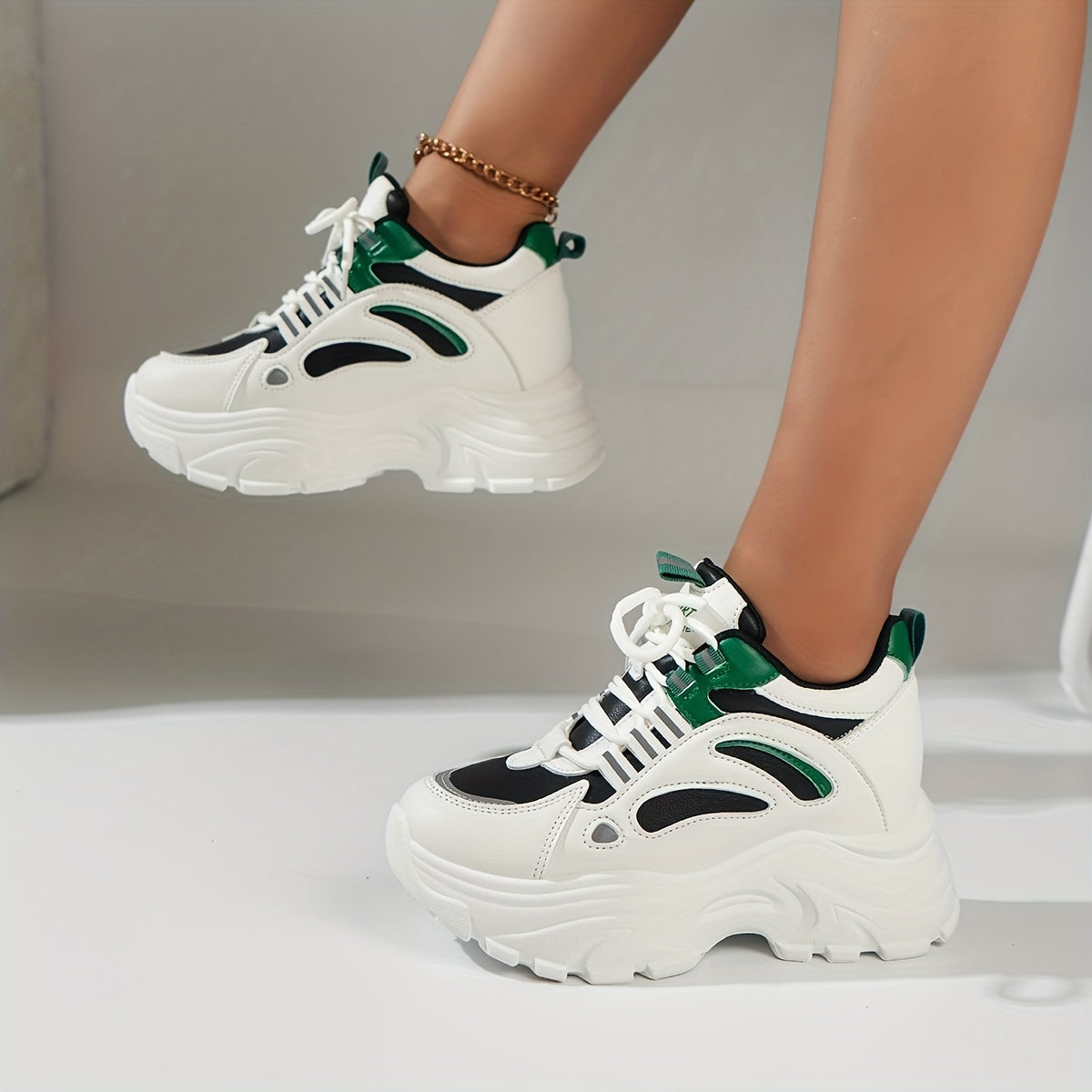 Women's Chunky Sneakers Low Top Lace Up Platform Shoes