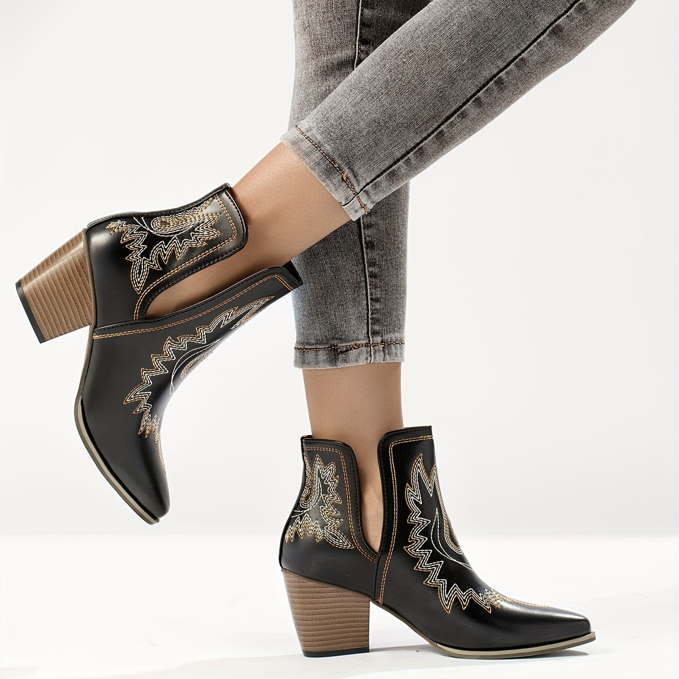 Women's Western Cutout Chunky Heel Boots