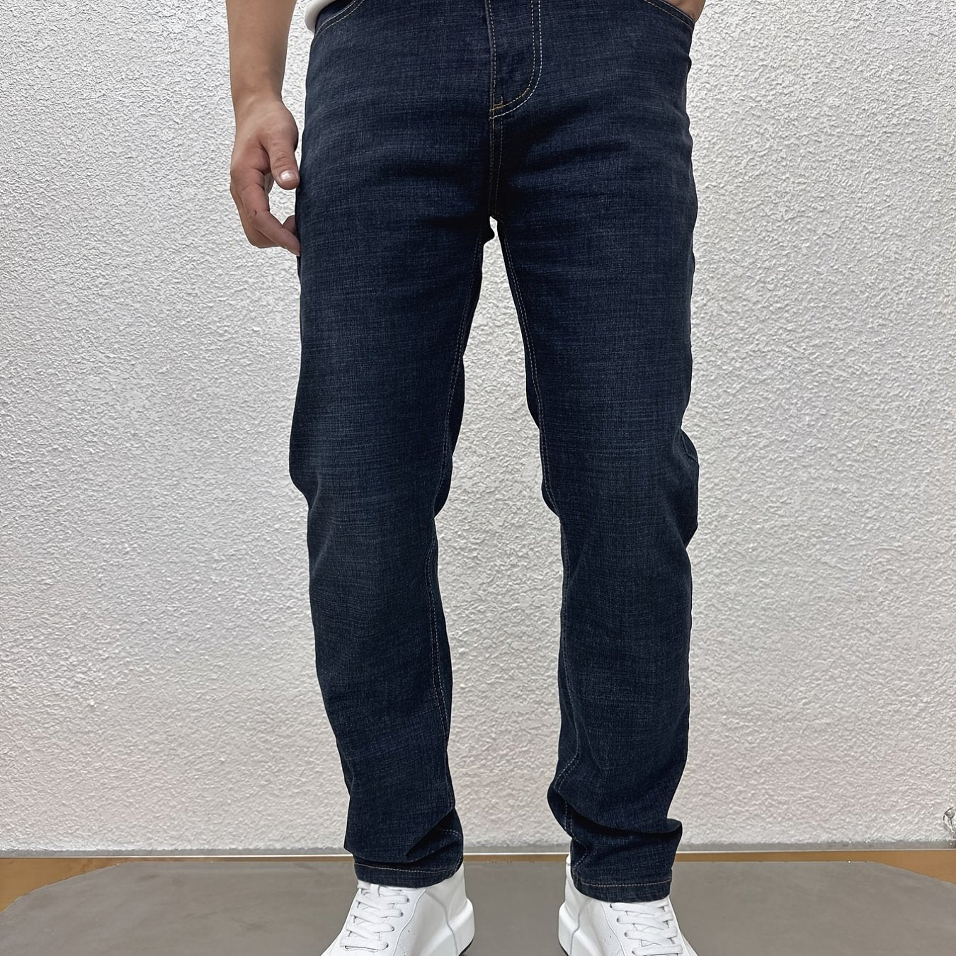 Men's Straight Stretch Jeans