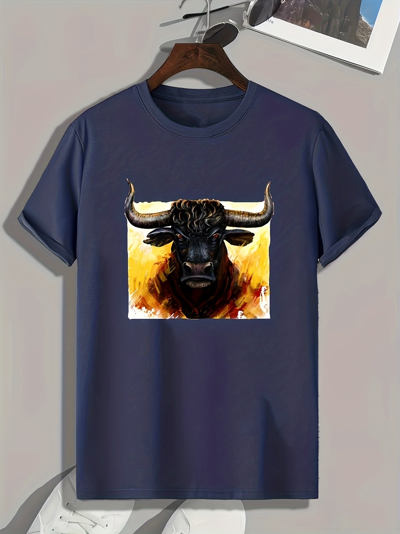 Bull Print Men's Graphic T-shirt Casual Comfy Tees For Summer