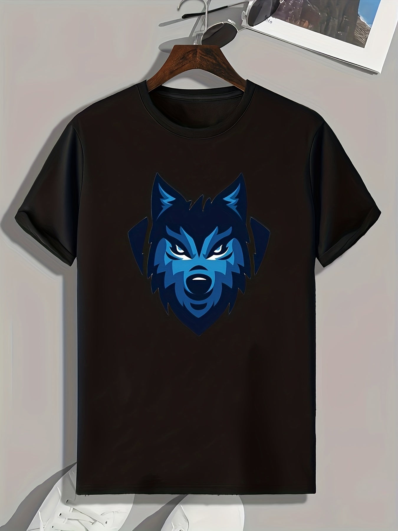 Wolf Pattern Print Men's Comfy Sports T-shirt for Fitness Activities