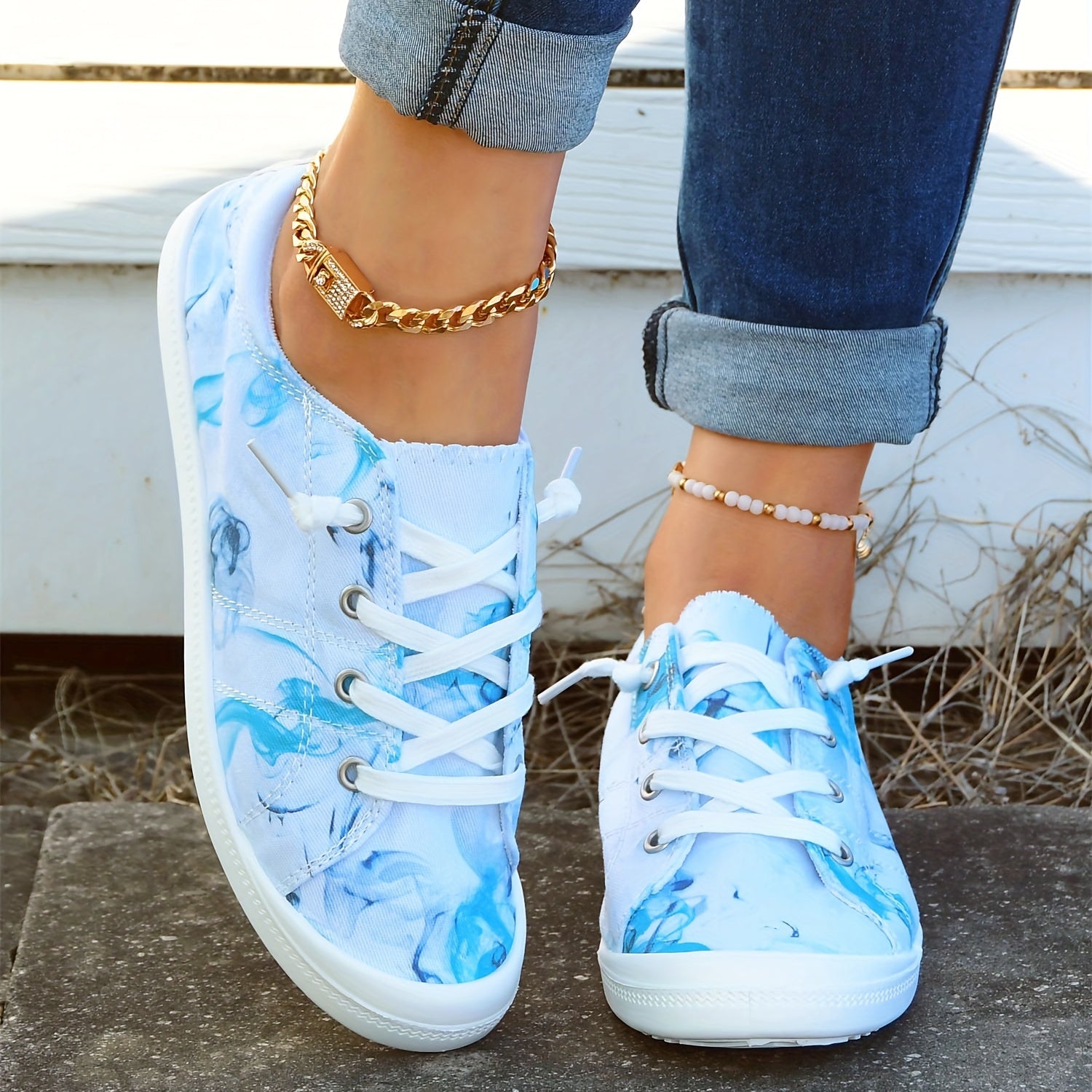 Women's Flat Canvas Lace Up Sneakers Casual Round Toe Shoes